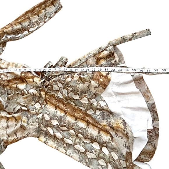 Aritzia Wilfred Louise Dress- Wrap Around Long Sleeve Ruffle Dress - Picture 12 of 12